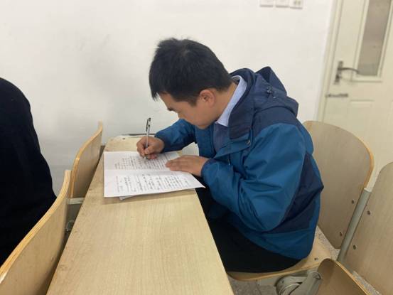 A106E9528A9B6D36F0ADFF69C4DBD830